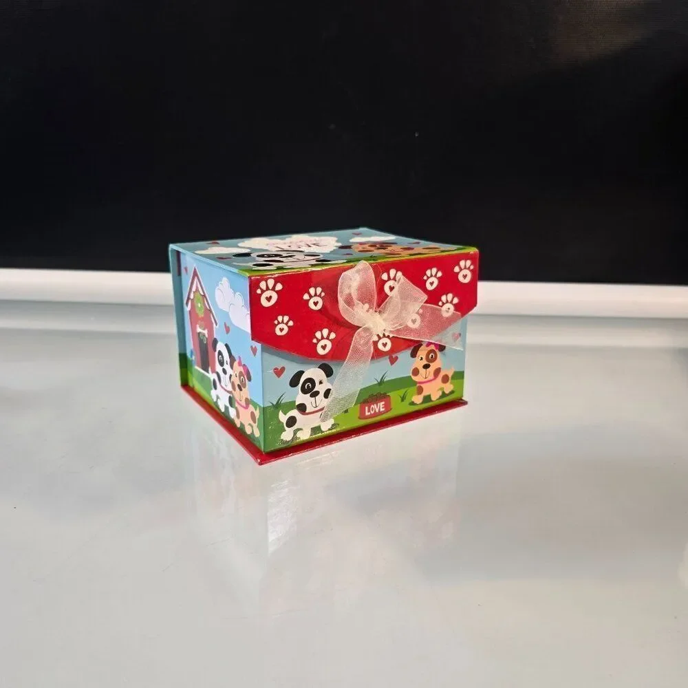 Puppy Love Cardboard Gift Box